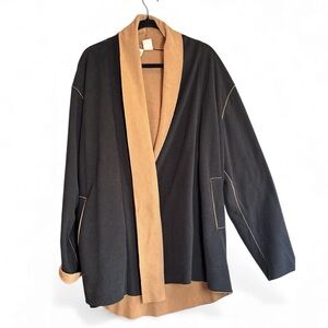 Junonia Black and Tan Open Front Fleece Cardigan. Size 1X